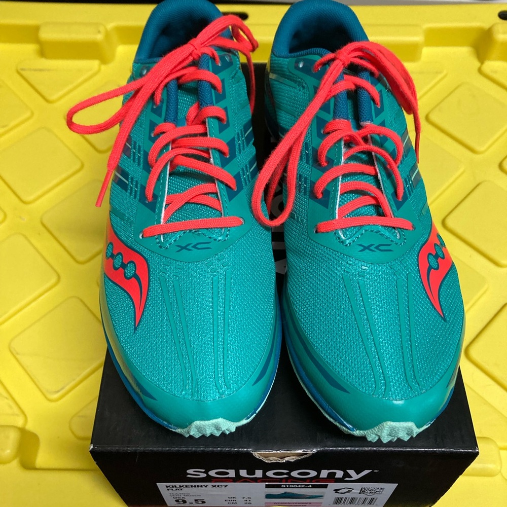 Saucony Kilkenny XC7 Running Shoe NIB